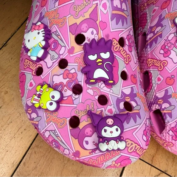 CROCS X HELLO KITTY CLOGS WOMENS SIZE - Picture 4 of 8